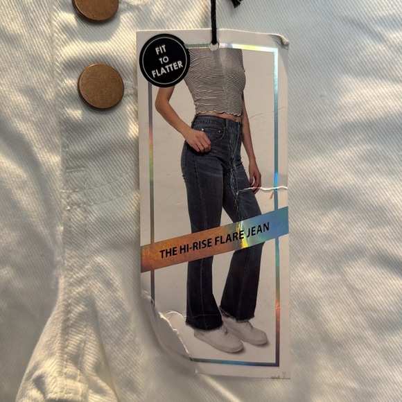 Tinseltown White high rise Flare Button fly jeans NWT 7/28 - Picture 2 of 11